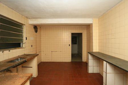 Casa à venda com 3 quartos, 130m² em Parque Santos Dumont, Taboão da Serra