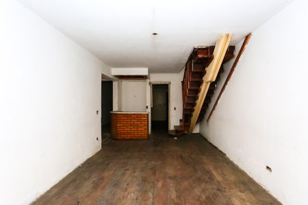 Casa à venda com 3 quartos, 130m² em Parque Santos Dumont, Taboão da Serra