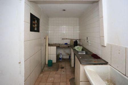 Casa à venda com 3 quartos, 130m² em Parque Santos Dumont, Taboão da Serra