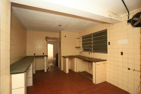 Casa à venda com 3 quartos, 130m² em Parque Santos Dumont, Taboão da Serra