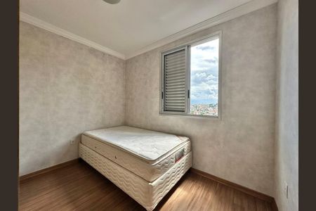 Apartamento à venda com 3 quartos, 70m² em São João Batista, Belo Horizonte