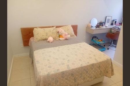 Apartamento à venda com 84m², 3 quartos e sem vaga