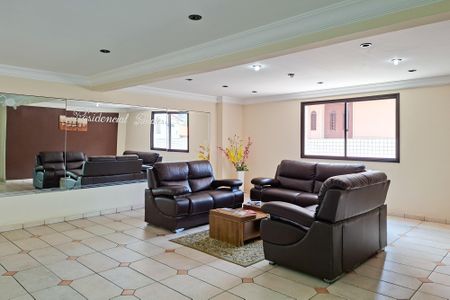 Apartamento para alugar com 90m², 2 quartos e 1 vaga Apartamento para alugar com 90m², 2 quartos e 1 vagaHall de entrada