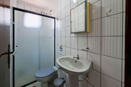 Apartamento para alugar com 90m², 2 quartos e 1 vaga Apartamento para alugar com 90m², 2 quartos e 1 vagaBanheiro da Suíte