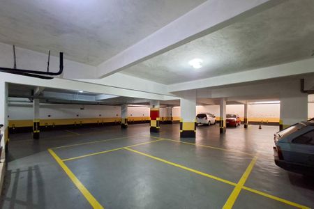 Apartamento para alugar com 90m², 2 quartos e 1 vaga Apartamento para alugar com 90m², 2 quartos e 1 vagaGaragem