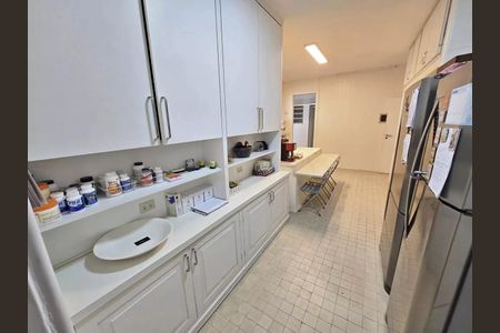 Apartamento à venda com 367m², 5 quartos e 1 vaga