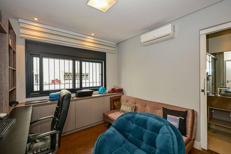 Casa à venda com 400m², 3 quartos e 4 vagasSuíte 3