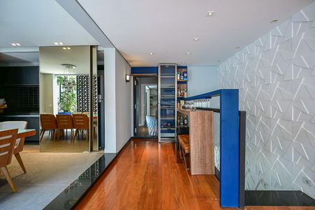 Casa à venda com 400m², 3 quartos e 4 vagasAdega