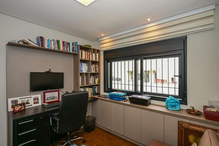 Casa à venda com 400m², 3 quartos e 4 vagasSuíte 3