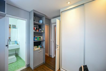 Casa à venda com 400m², 3 quartos e 4 vagasSuíte 2