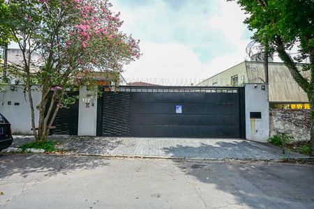 Casa à venda com 400m², 3 quartos e 4 vagasFachada