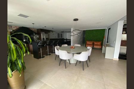 Casa à venda com 4 quartos, 400m² em Jardim Leonor, São Paulo