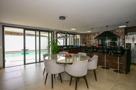 Casa à venda com 400m², 3 quartos e 4 vagasCozinha