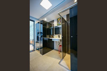 Casa à venda com 400m², 3 quartos e 4 vagasBanheiro de Serviço