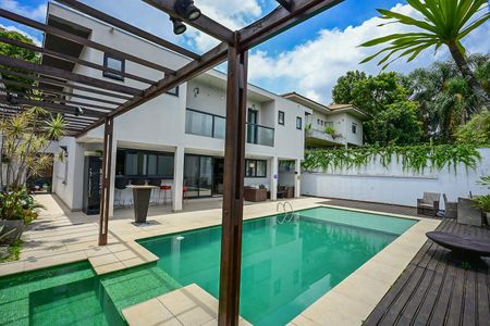 Casa à venda com 400m², 3 quartos e 4 vagasÁrea comum