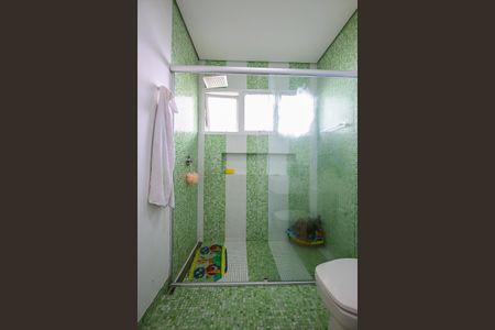 Casa à venda com 400m², 3 quartos e 4 vagasBanheiro Suíte 2