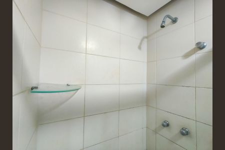 Apartamento para alugar com 100m², 3 quartos e 1 vaga Apartamento para alugar com 100m², 3 quartos e 1 vagaBanheiro Corredor