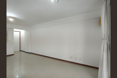 Sala de apartamento para alugar com 3 quartos, 100m² em Vila Isabel, Rio de Janeiro