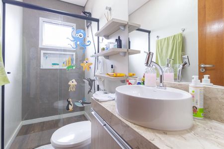 Casa à venda com 160m², 3 quartos e 3 vagasBanheiro 