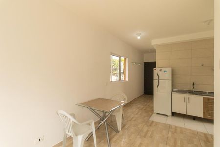 Sala/Cozinha de apartamento para alugar com 1 quarto, 30m² em Portão, Curitiba