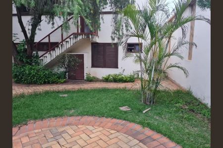 Casa para alugar com 640m², 7 quartos e 6 vagas