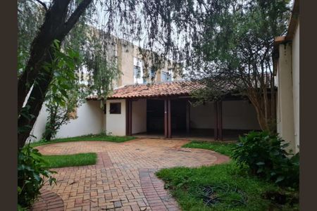 Casa para alugar com 640m², 7 quartos e 6 vagas