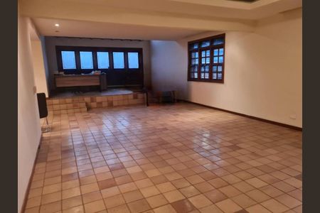 Casa para alugar com 640m², 7 quartos e 6 vagas