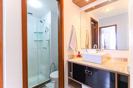 Apartamento à venda com 50m², 2 quartos e 1 vaga Apartamento à venda com 50m², 2 quartos e 1 vagaBanheiro