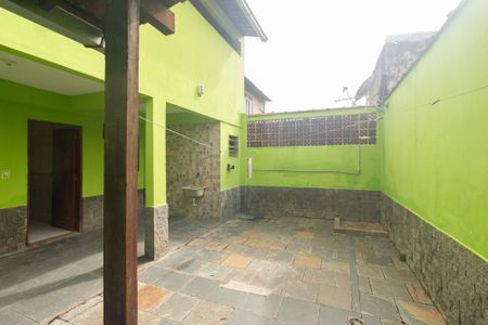 Casa para alugar com 115m², 2 quartos e 1 vagaQuintal