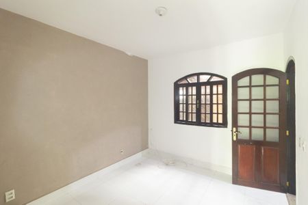 Sala de casa para alugar com 2 quartos, 115m² em Campo Grande, Rio de Janeiro