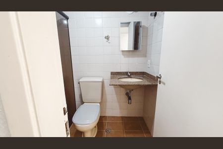 Apartamento à venda com 70m², 3 quartos e 2 vagas Apartamento à venda com 70m², 3 quartos e 2 vagasBanheiro