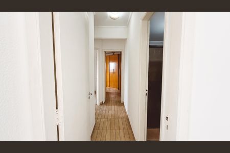 Corredor de apartamento para alugar com 3 quartos, 70m² em Lauzane Paulista, São Paulo