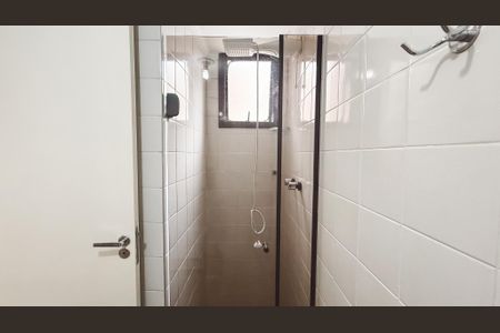 Apartamento à venda com 70m², 3 quartos e 2 vagas Apartamento à venda com 70m², 3 quartos e 2 vagasBanheiro da Suíte