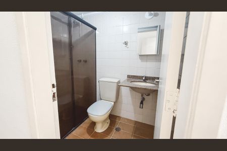 Apartamento à venda com 70m², 3 quartos e 2 vagas Apartamento à venda com 70m², 3 quartos e 2 vagasBanheiro