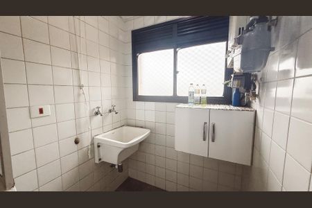 Apartamento à venda com 70m², 3 quartos e 2 vagas Apartamento à venda com 70m², 3 quartos e 2 vagasÁrea de Serviço
