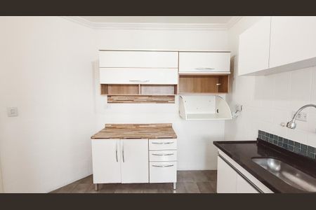 Apartamento à venda com 70m², 3 quartos e 2 vagas Apartamento à venda com 70m², 3 quartos e 2 vagasCozinha