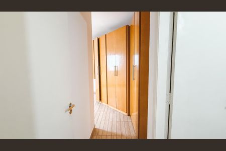 Apartamento à venda com 70m², 3 quartos e 2 vagas Apartamento à venda com 70m², 3 quartos e 2 vagasQuarto Suíte