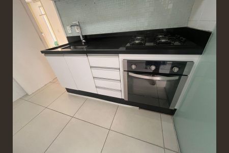 Cozinha de apartamento à venda com 2 quartos, 48m² em Vila Moreira, São Paulo