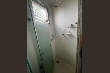 Banheiro de apartamento à venda com 2 quartos, 48m² em Vila Moreira, São Paulo