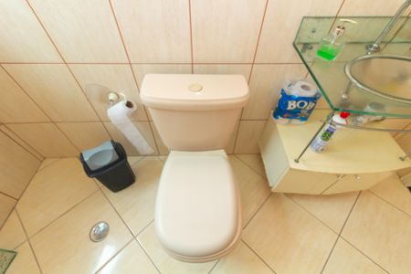 Casa à venda com 368m², 3 quartos e 4 vagas Casa à venda com 368m², 3 quartos e 4 vagasBanheiro