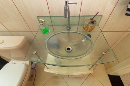 Casa à venda com 368m², 3 quartos e 4 vagas Casa à venda com 368m², 3 quartos e 4 vagasBanheiro