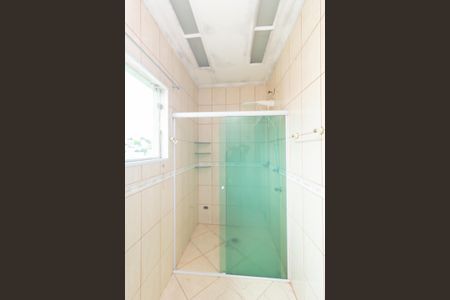 Casa à venda com 368m², 3 quartos e 4 vagas Casa à venda com 368m², 3 quartos e 4 vagasBanheiro da Suíte 3