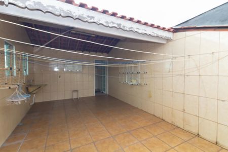 Casa à venda com 368m², 3 quartos e 4 vagas Casa à venda com 368m², 3 quartos e 4 vagasÁrea de Serviço