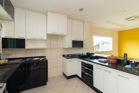 Casa à venda com 368m², 3 quartos e 4 vagas Casa à venda com 368m², 3 quartos e 4 vagasCozinha