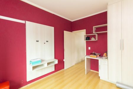 Casa à venda com 368m², 3 quartos e 4 vagas Casa à venda com 368m², 3 quartos e 4 vagasSuíte 1