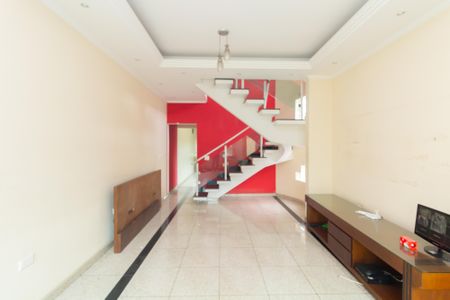 Casa à venda com 368m², 3 quartos e 4 vagas Casa à venda com 368m², 3 quartos e 4 vagasSala