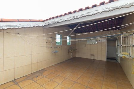 Casa à venda com 368m², 3 quartos e 4 vagas Casa à venda com 368m², 3 quartos e 4 vagasÁrea de Serviço