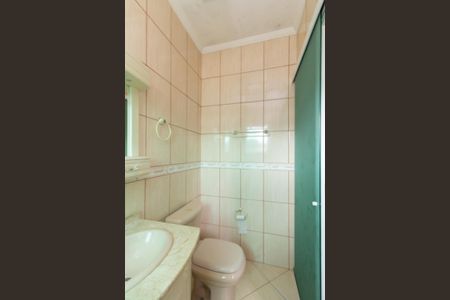 Casa à venda com 368m², 3 quartos e 4 vagas Casa à venda com 368m², 3 quartos e 4 vagasBanheiro da Suíte 2