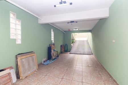Casa à venda com 368m², 3 quartos e 4 vagas Casa à venda com 368m², 3 quartos e 4 vagasGaragem