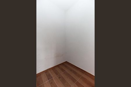 Casa para alugar com 40m², 1 quarto e 1 vagaQuarto de serviço